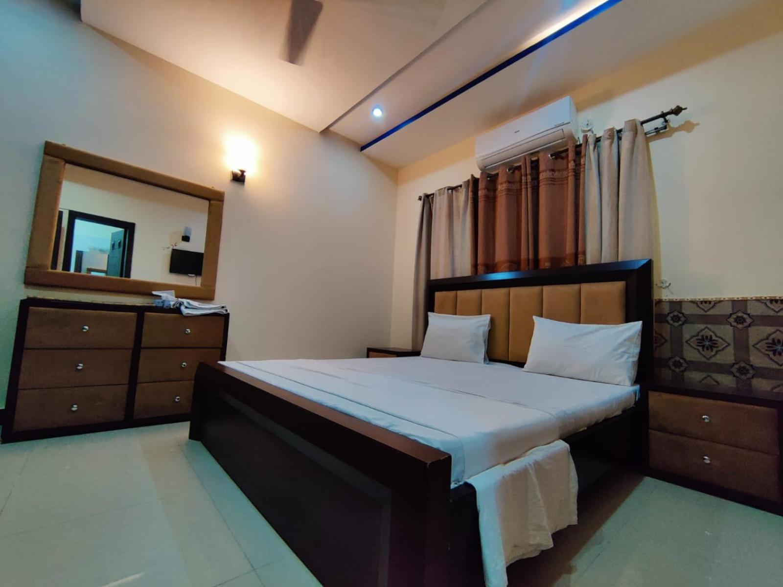 Luxury Guest Rooms Rawalpindi Eksteriør billede