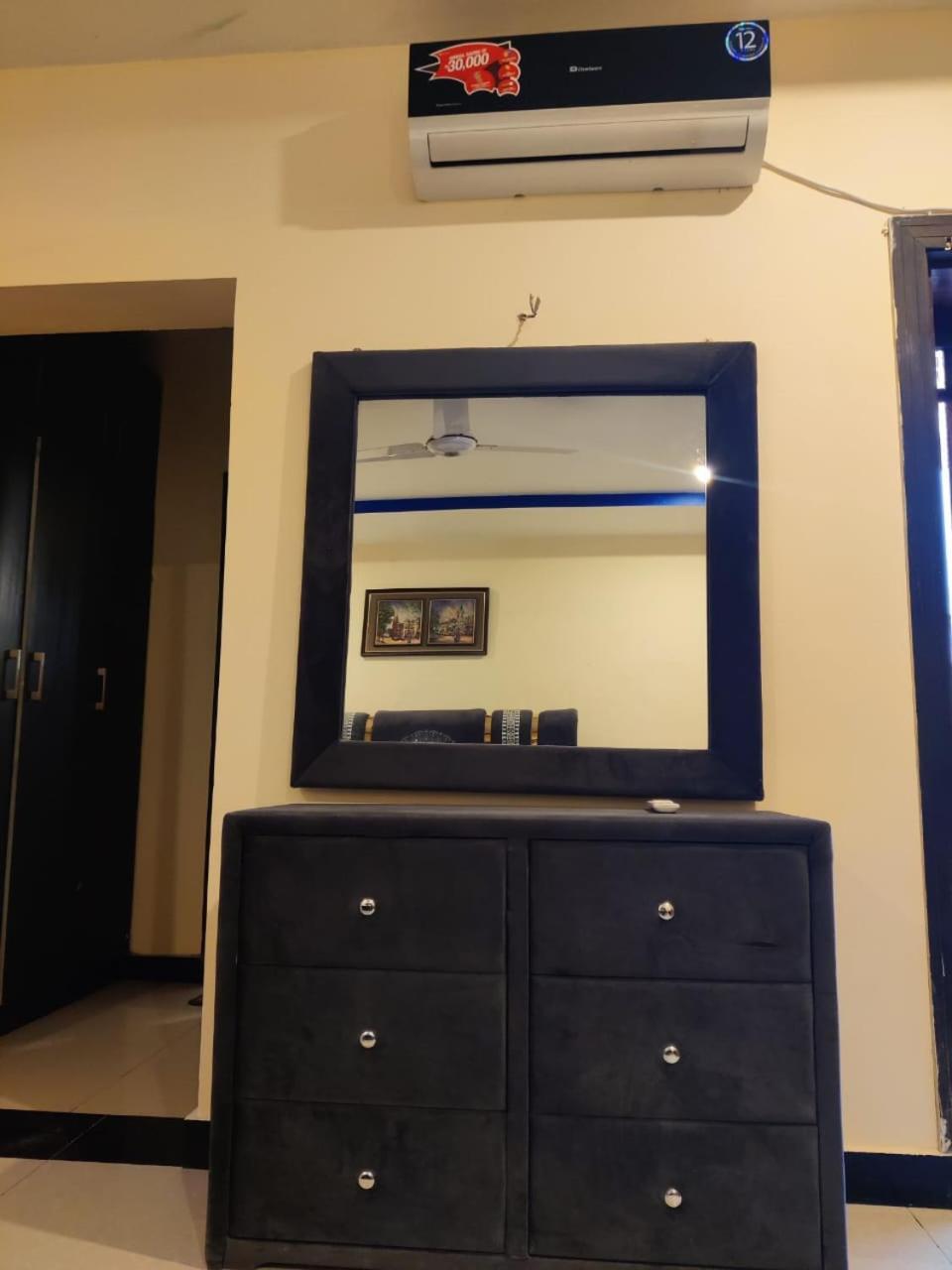 Luxury Guest Rooms Rawalpindi Eksteriør billede